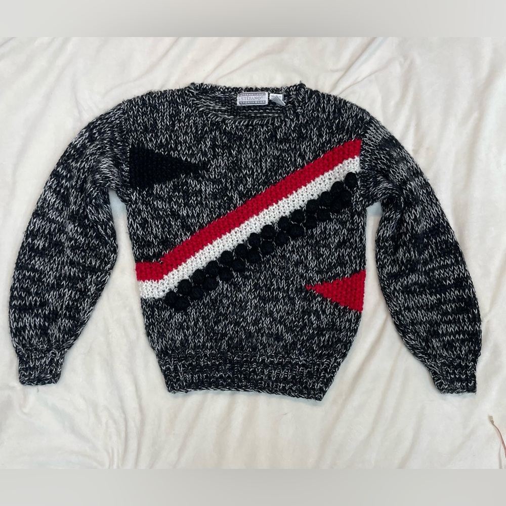 Vintage Stefano International sportswear Black and Red Patterned Sweater